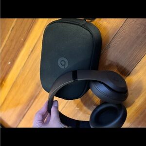 Brand new Beats by Dre studio pro in brown. Never worn